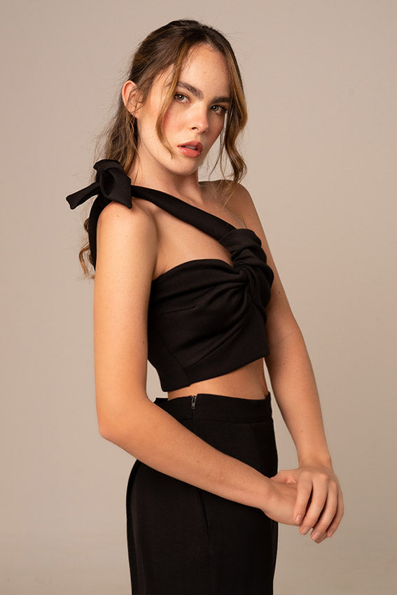 Top Kiara